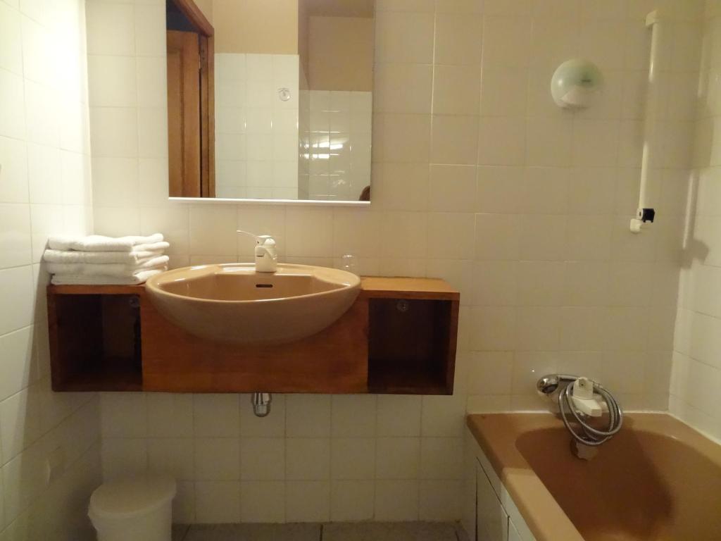 Hôtel Le Sainte Hélène Quarto foto